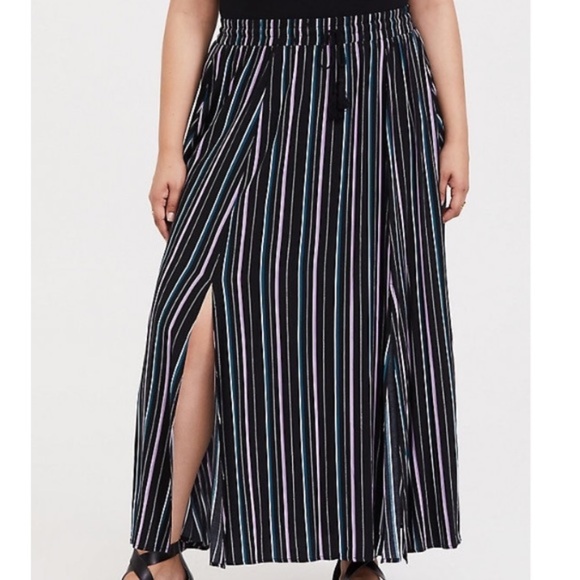 NWT Striped Maxi Skirt (1X) - Picture 2 of 11